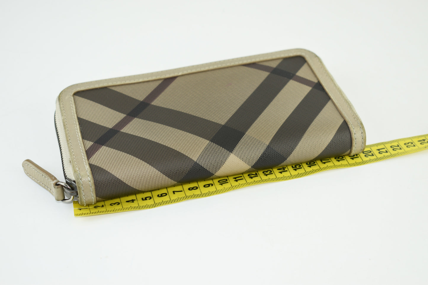 Burberry Grey Smoked Check PVC And Leather Zip Around Women Wallet 19cm, V.Good 7/10
