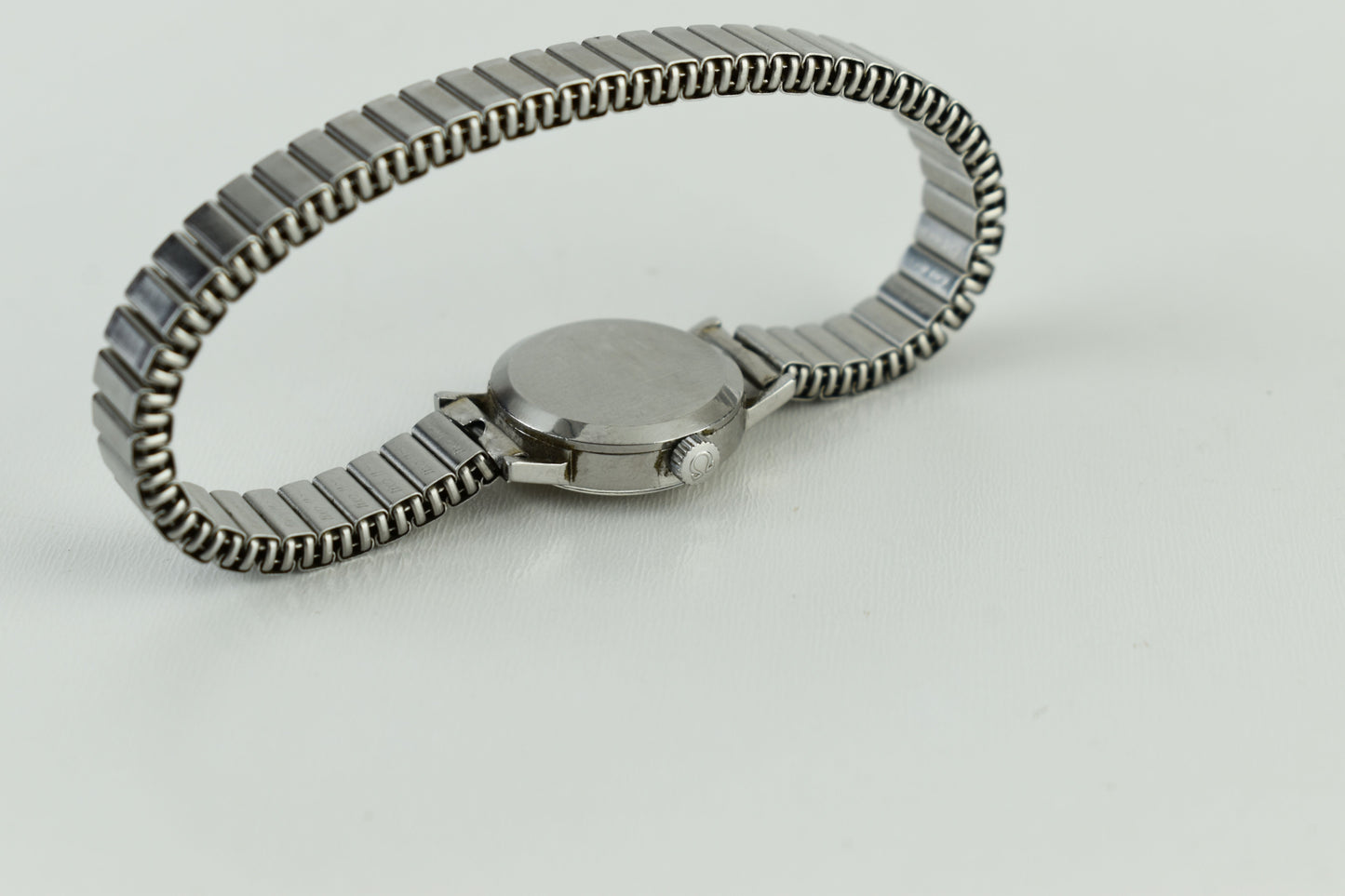 OMEGA Geneve 511.346 Cal.485 21mm Women Watch for Parts or Repair (خاصها تصاوب), Good 6/10