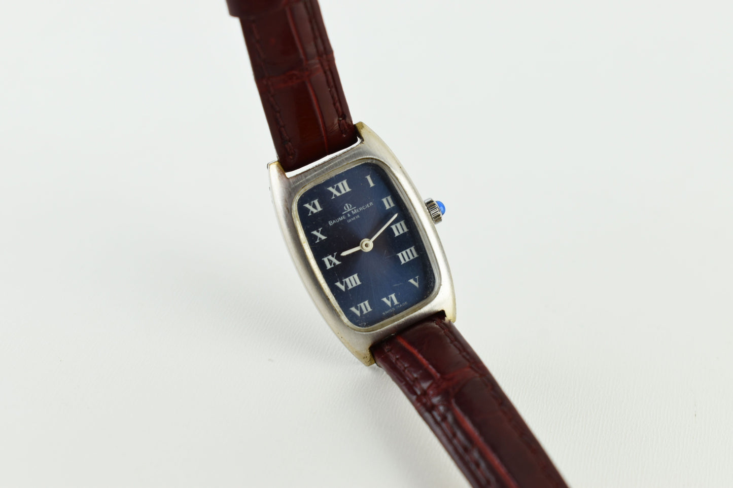 Baume et Mercier Gents Tanq style Unisex watchs, V.Good 7/10