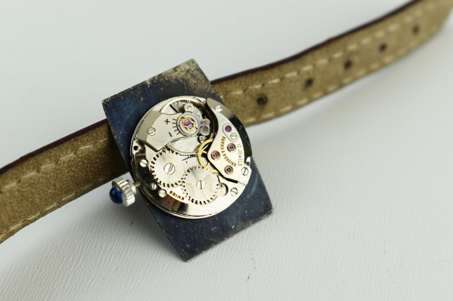 Baume et Mercier Gents Tanq style Unisex watchs, V.Good 7/10