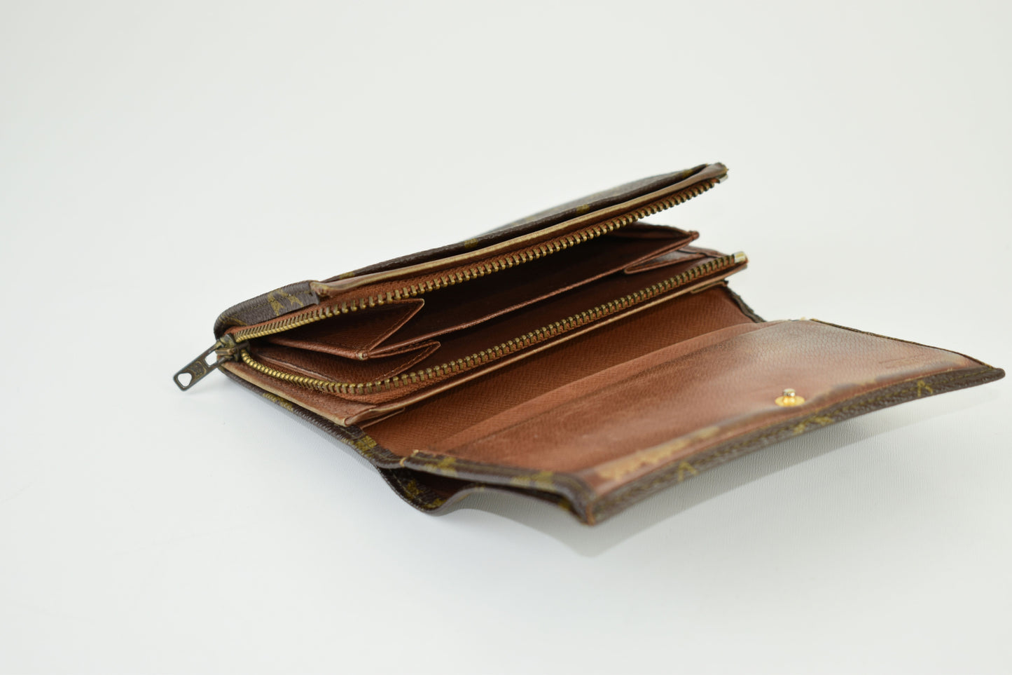 Louis Vuitton 80s (884 RA) Monogram Wallet 14cm x 8cm, Good 6/10
