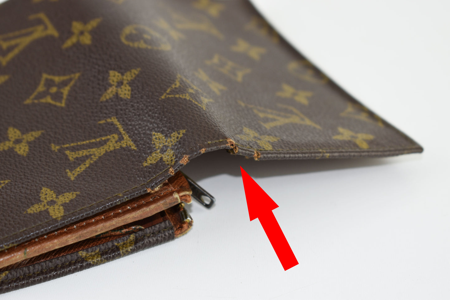 Louis Vuitton 80s (884 RA) Monogram Wallet 14cm x 8cm, Good 6/10
