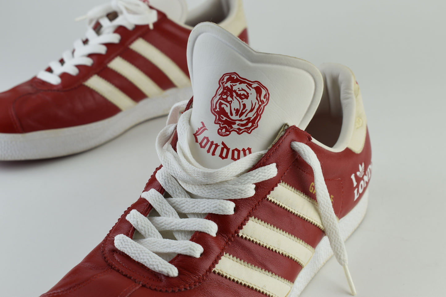 Adidas Gazelle Limited Edition I Love London Low Red Men Sneakers, Size 46, V.Good 7/10