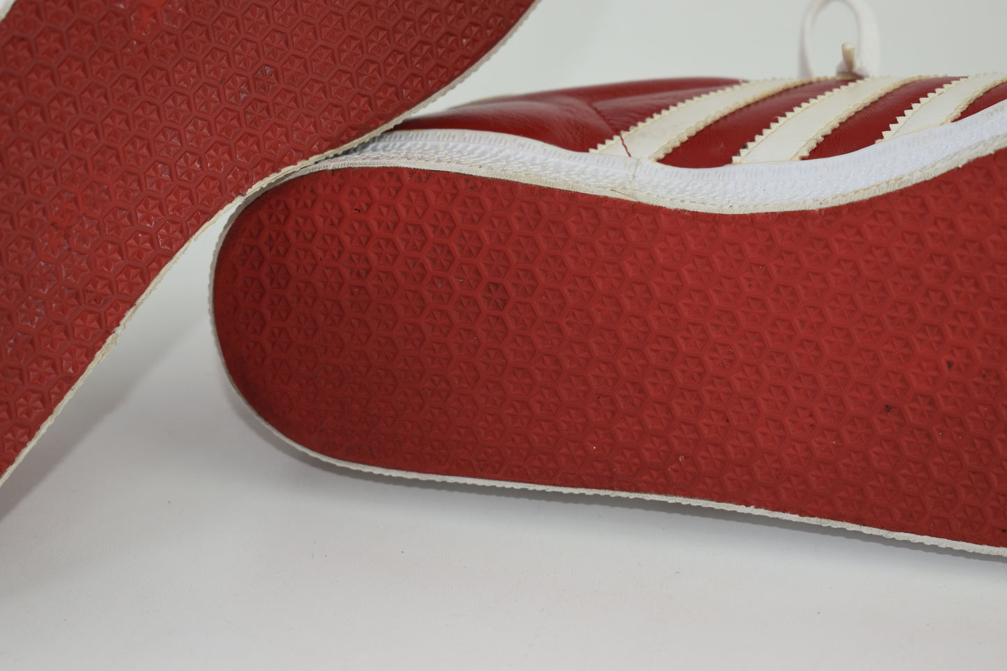 Adidas Gazelle Limited Edition I Love London Low Red Men Sneakers, Size 46, V.Good 7/10
