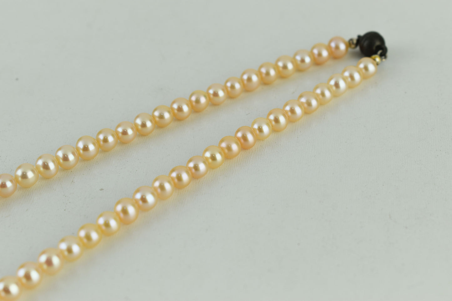 Langer Austria Creamy Ø 6.4mm Pearls , 46cm Long, 32g, Women Necklace, Excellent 9/10