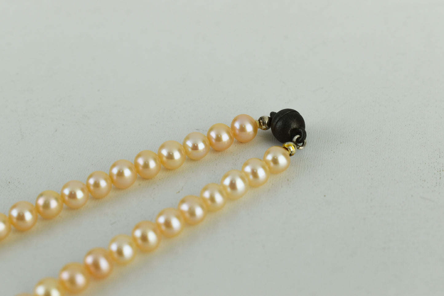 Langer Austria Creamy Ø 6.4mm Pearls , 46cm Long, 32g, Women Necklace, Excellent 9/10