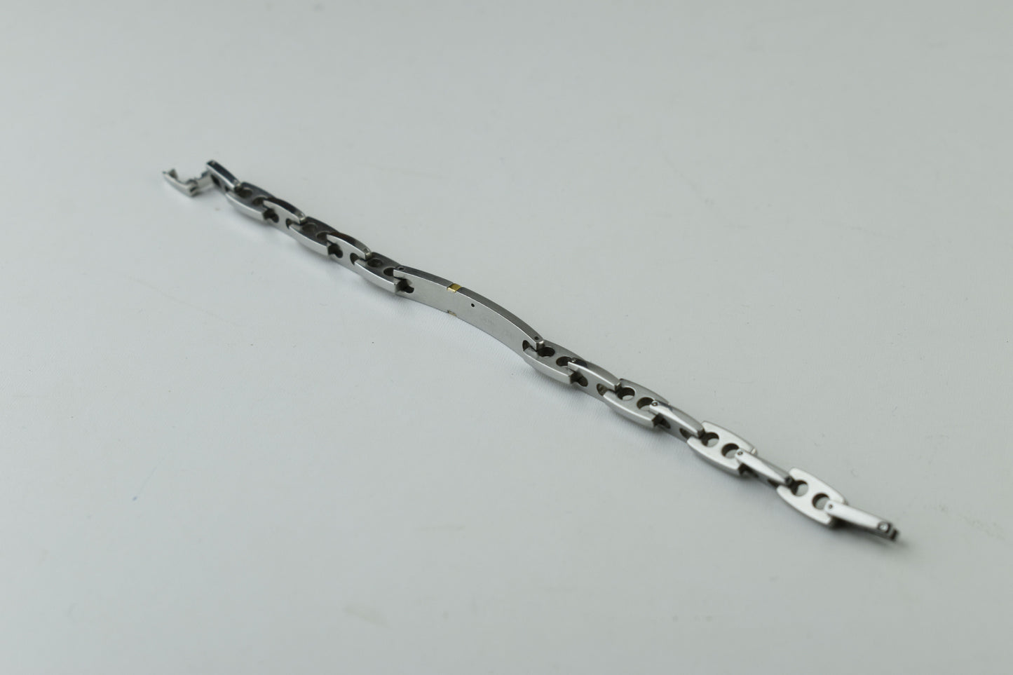 Bliss By Damiani Joint Stainless Steel+ 18K Gold (0.2g)+ Diamond Bracelet 18cmx0.63cm, V.Good 7/10
