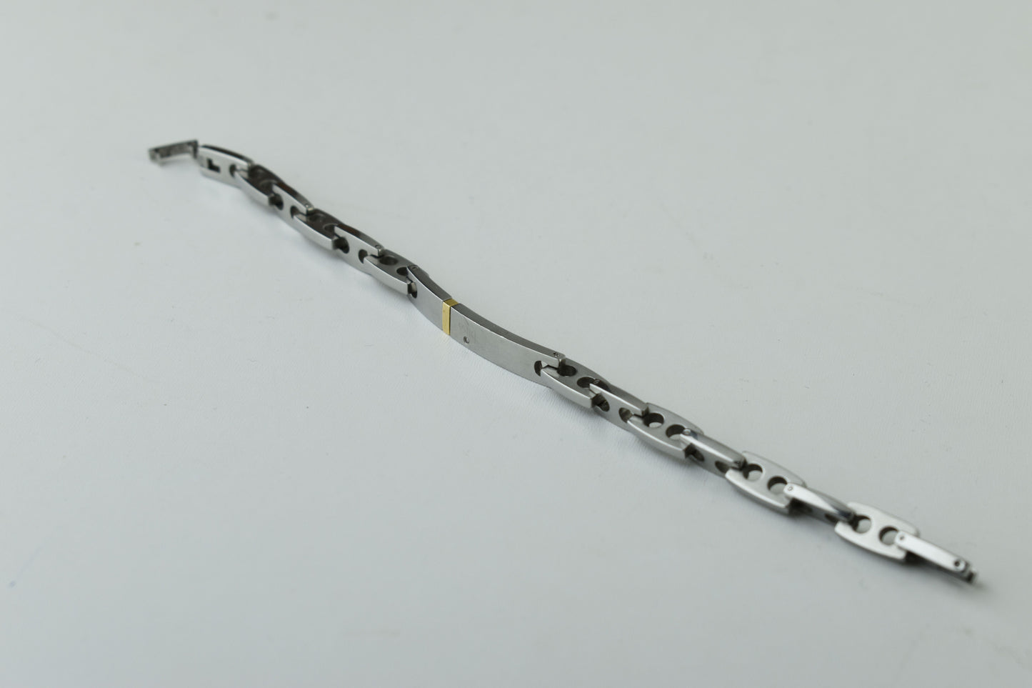 Bliss By Damiani Joint Stainless Steel+ 18K Gold (0.2g)+ Diamond Bracelet 18cmx0.63cm, V.Good 7/10