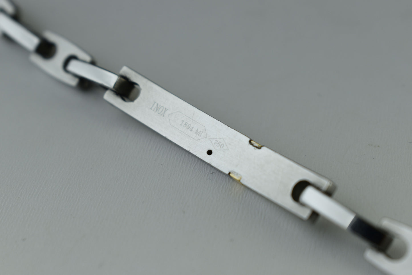 Bliss By Damiani Joint Stainless Steel+ 18K Gold (0.2g)+ Diamond Bracelet 18cmx0.63cm, V.Good 7/10