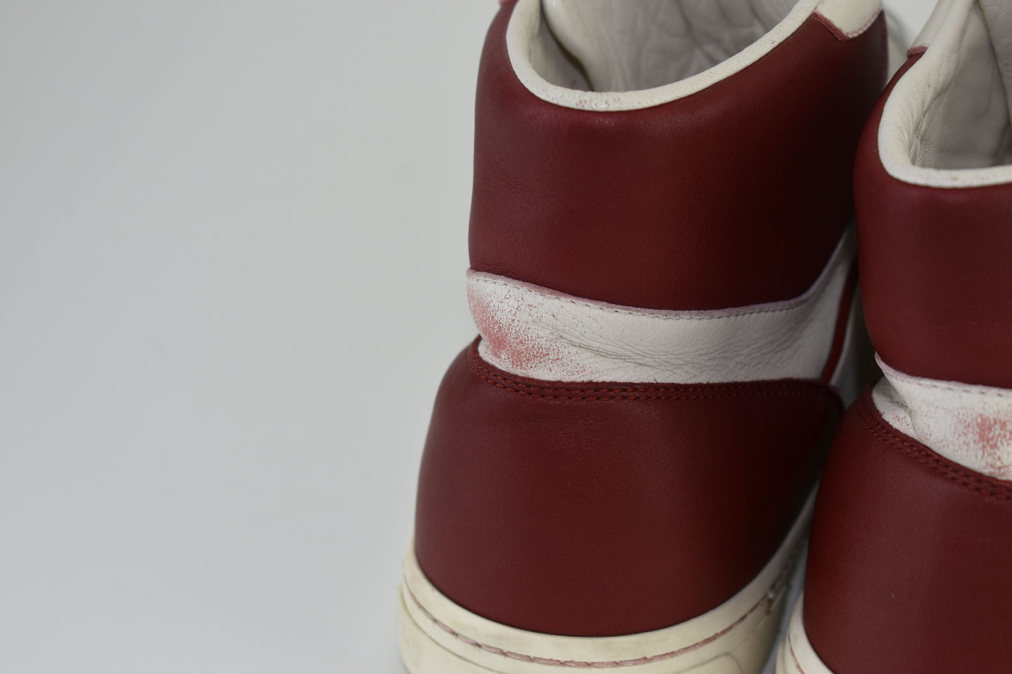 Gucci GG 363731 Interlocking white & burgundy Leather High Top Men Sneakers, Size EU 40.5, Good 6/10