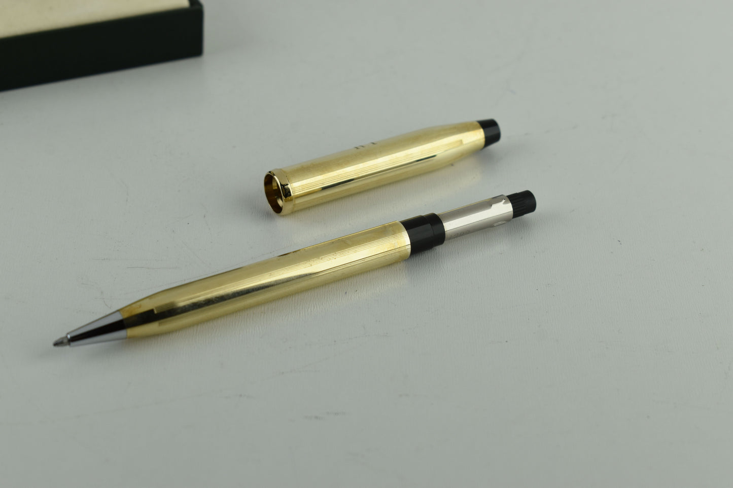 Cross Classic Century 10KT Gold-Filled (Rolled Gold) Ballpoint Pen, Excellent 9/10