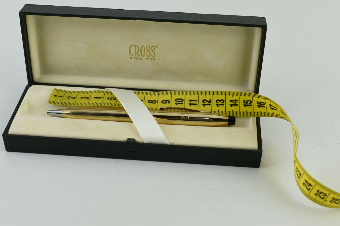 Cross Classic Century 10KT Gold-Filled (Rolled Gold) Ballpoint Pen, Excellent 9/10