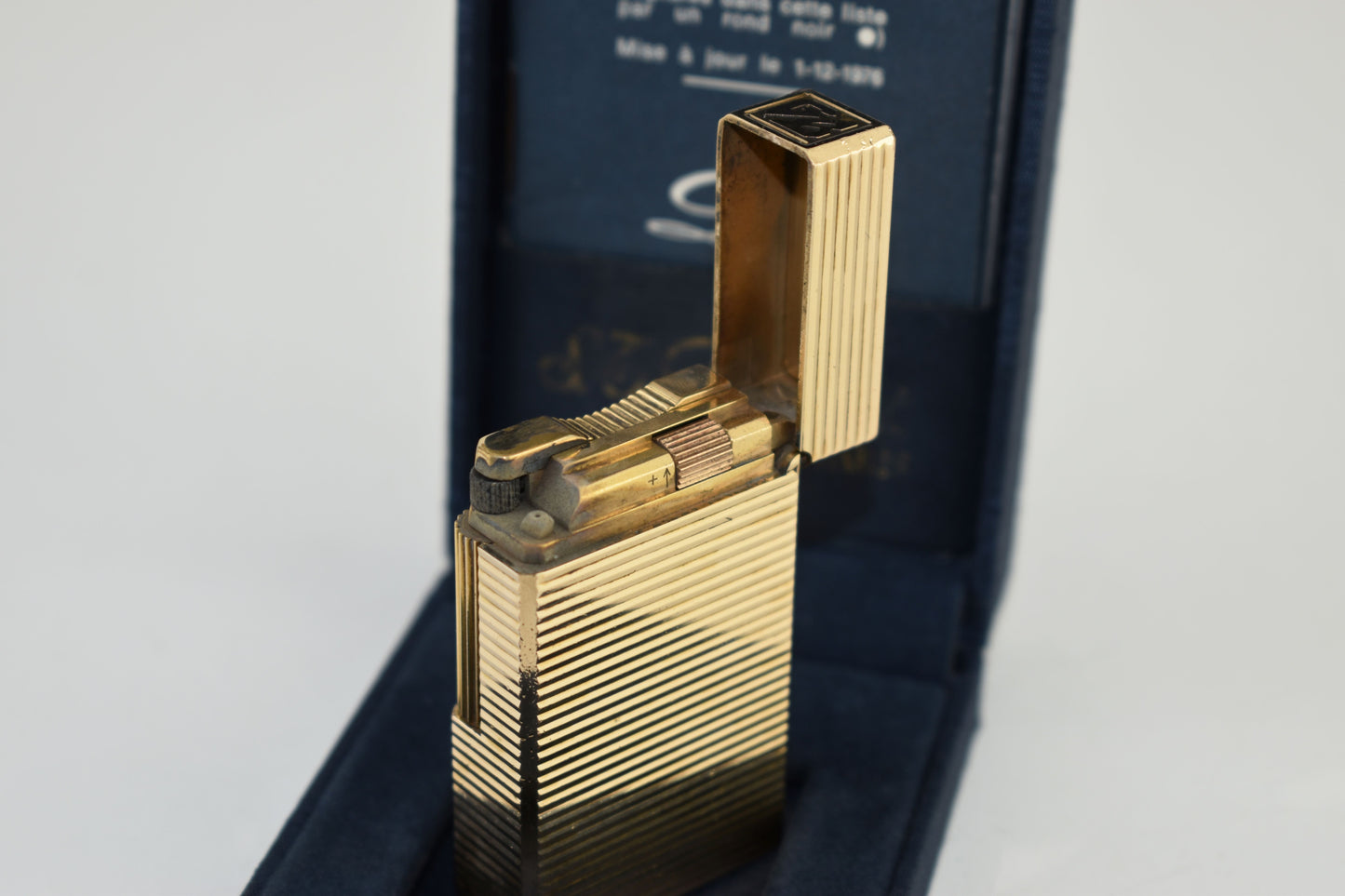 S.T. Dupont Paris Lighter 20u Gold Plated 1978 Box and Paper, Excellent 10/10 (AS IS ممجرباش)