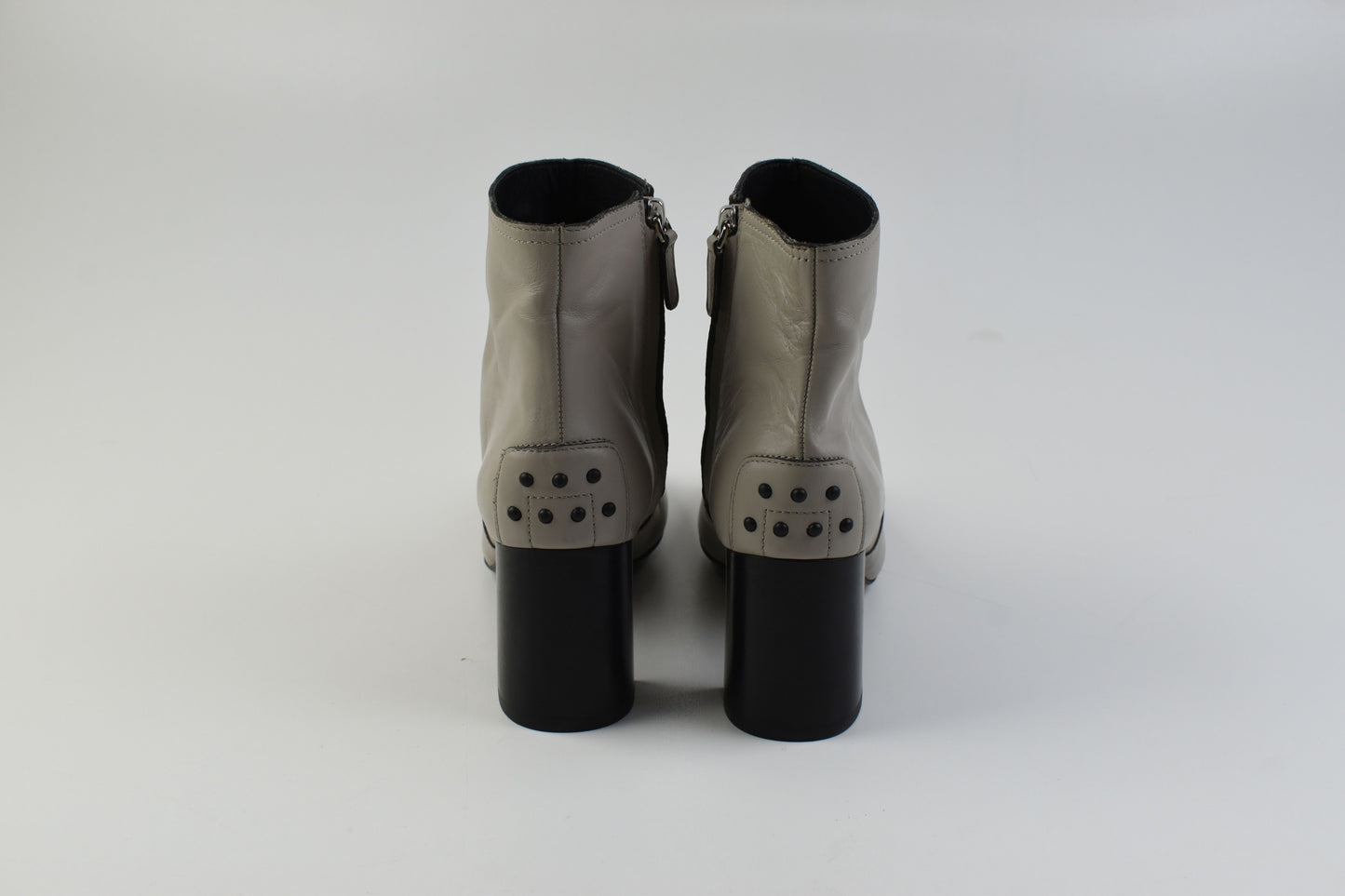 Tod's Grey Women Leather Block Heel Ankle Boots Size 40.5, Excellent 9/10