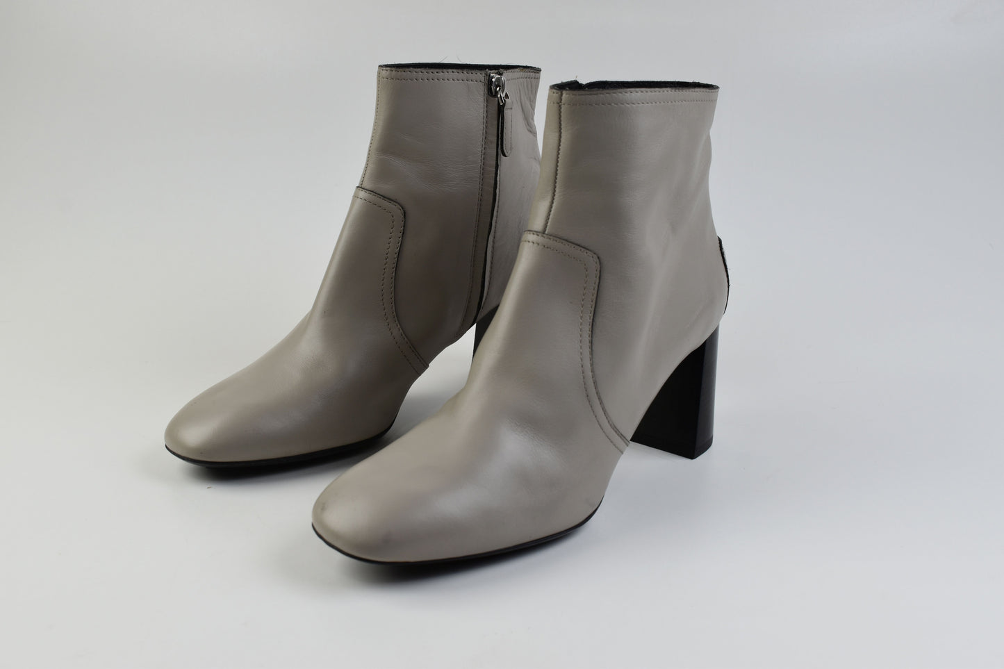 Tod's Grey Women Leather Block Heel Ankle Boots Size 40.5, Excellent 9/10
