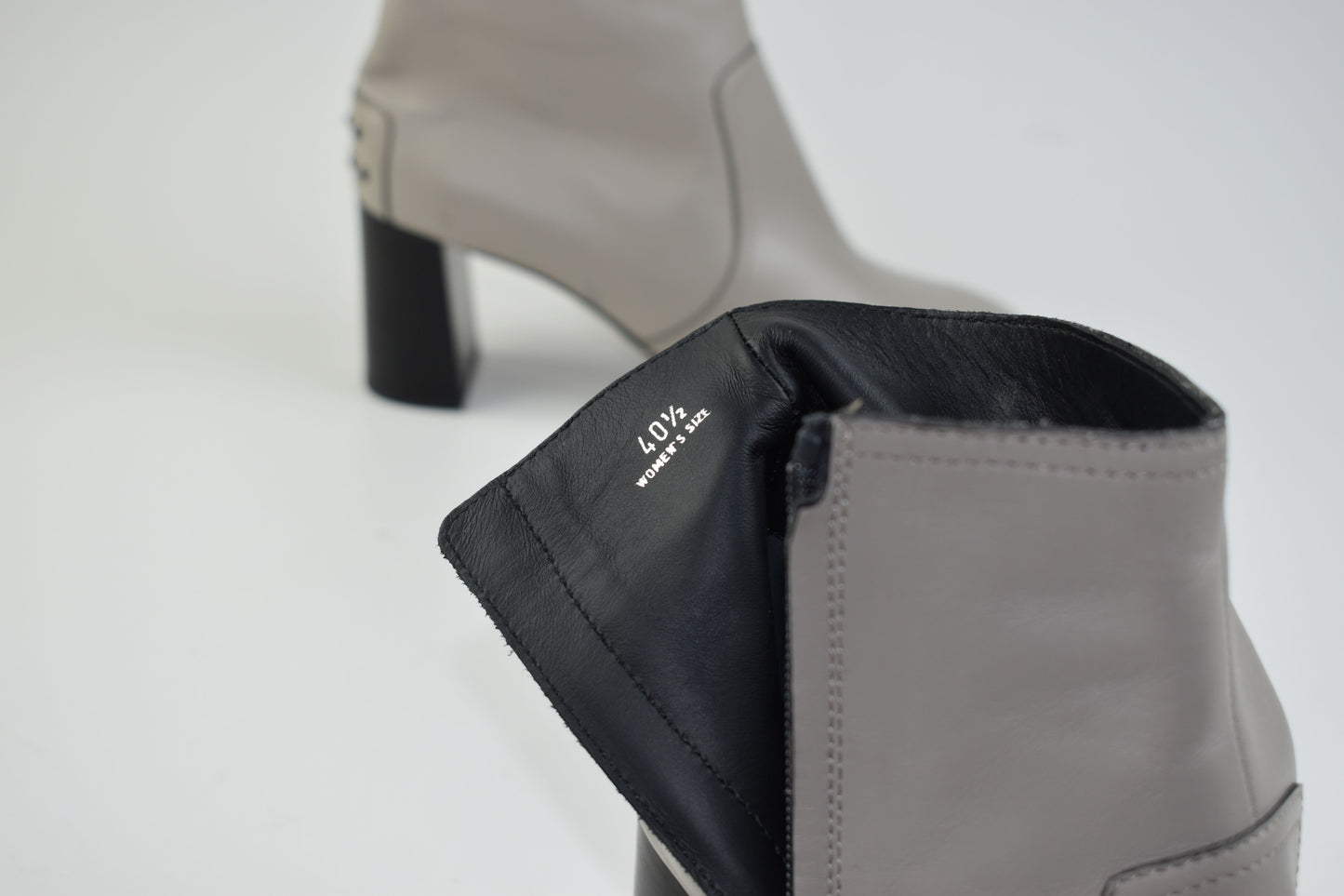 Tod's Grey Women Leather Block Heel Ankle Boots Size 40.5, Excellent 9/10