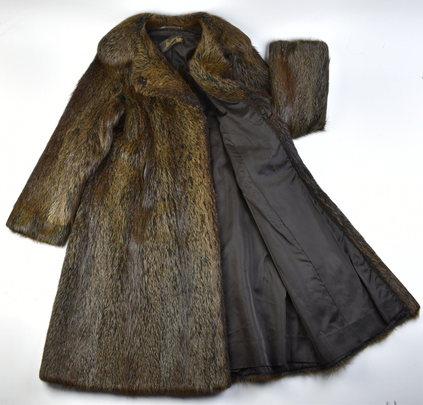 Pellicceria Varese Beaver Fur Dark Brown Full Length, Size L, Women Coat, Excellent 9/10