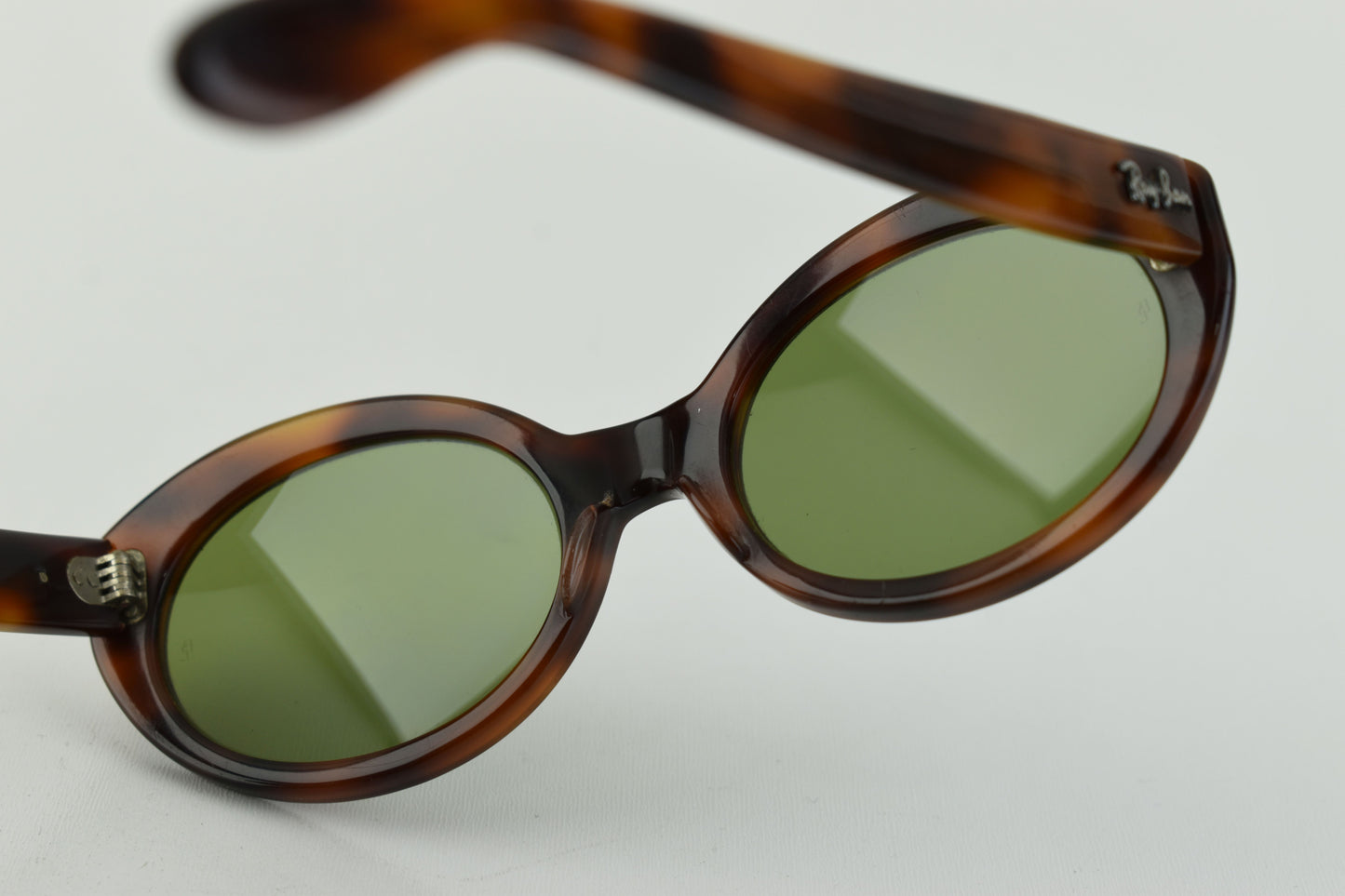 B&L Ray Ban Bewitching Blond Tortoise RB3 Green W0958 Women Sunglasses, Size M, V.Good 7/10