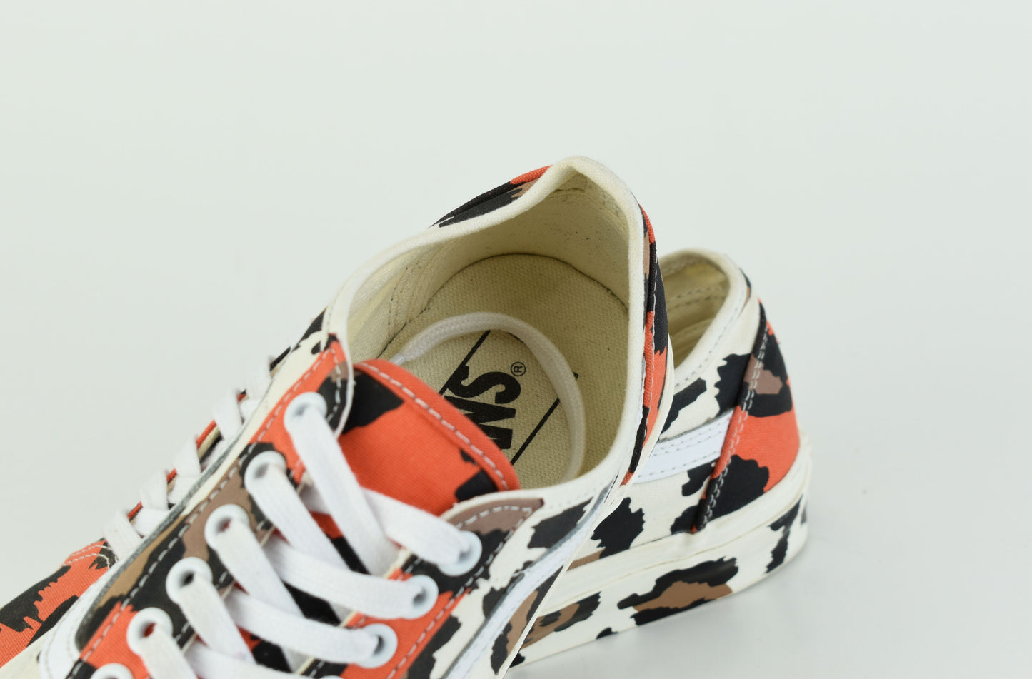 Vans Camouflage Camo Unisex Shoes Size EU 39, Excellent 9/10