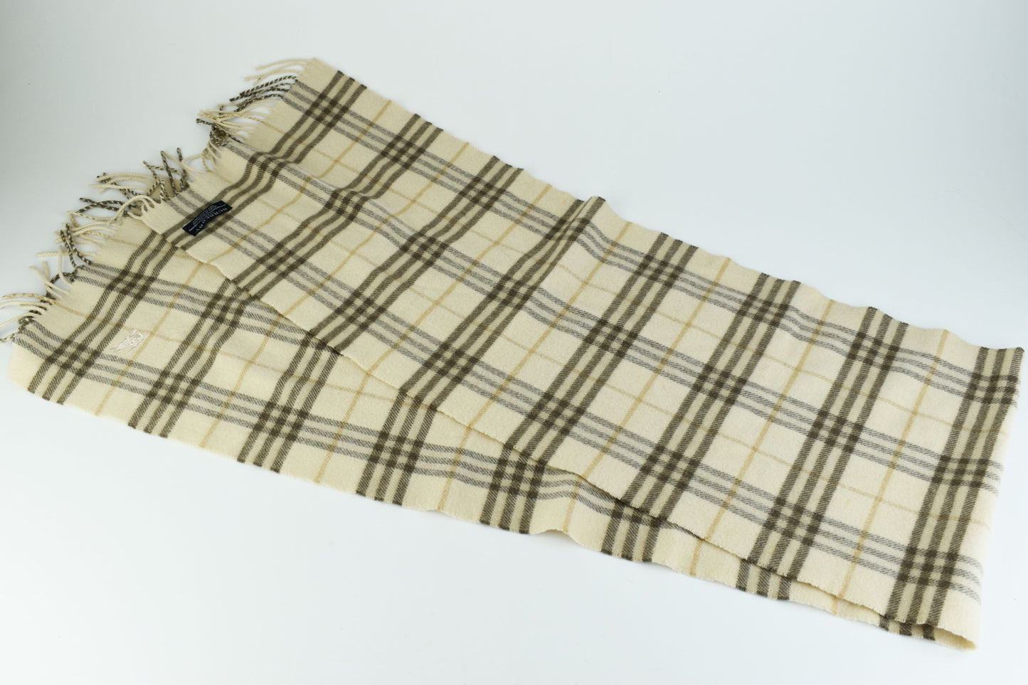 Burberry London wool & cashmere scarf 29cm x 172cm, Excellent 9/10