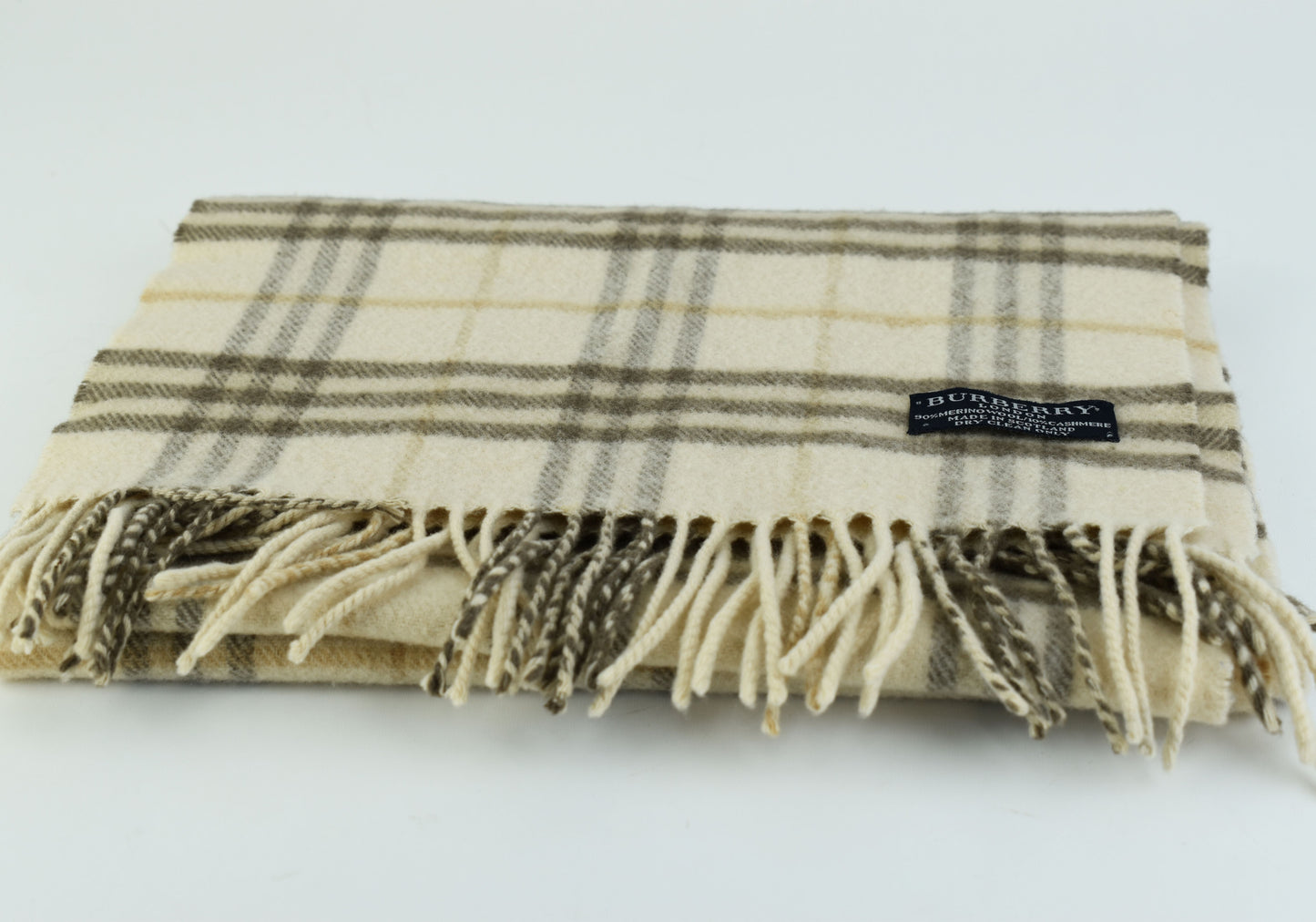Burberry London wool & cashmere scarf 29cm x 172cm, Excellent 9/10