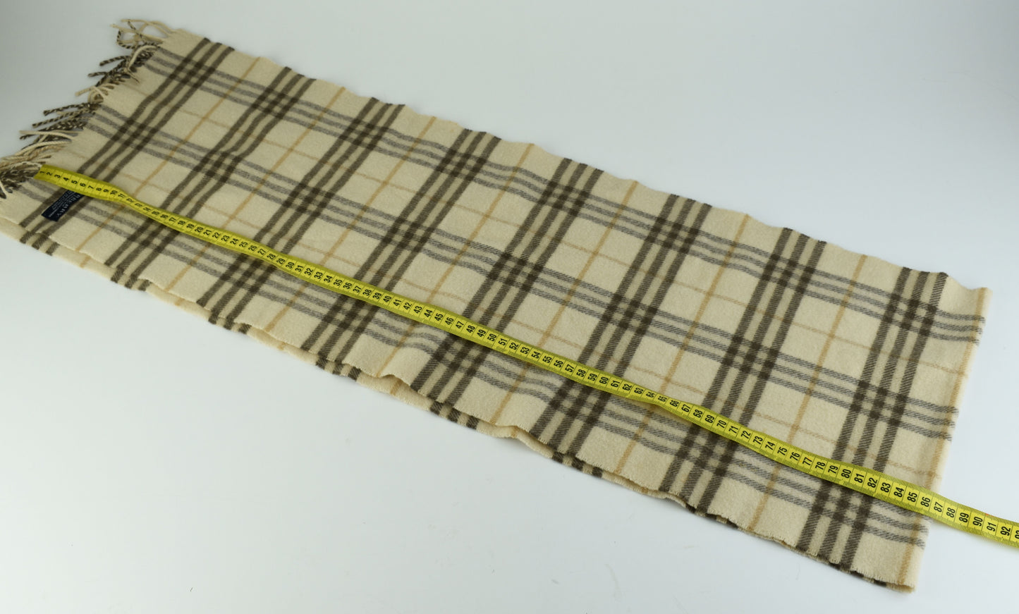 Burberry London wool & cashmere scarf 29cm x 172cm, Excellent 9/10