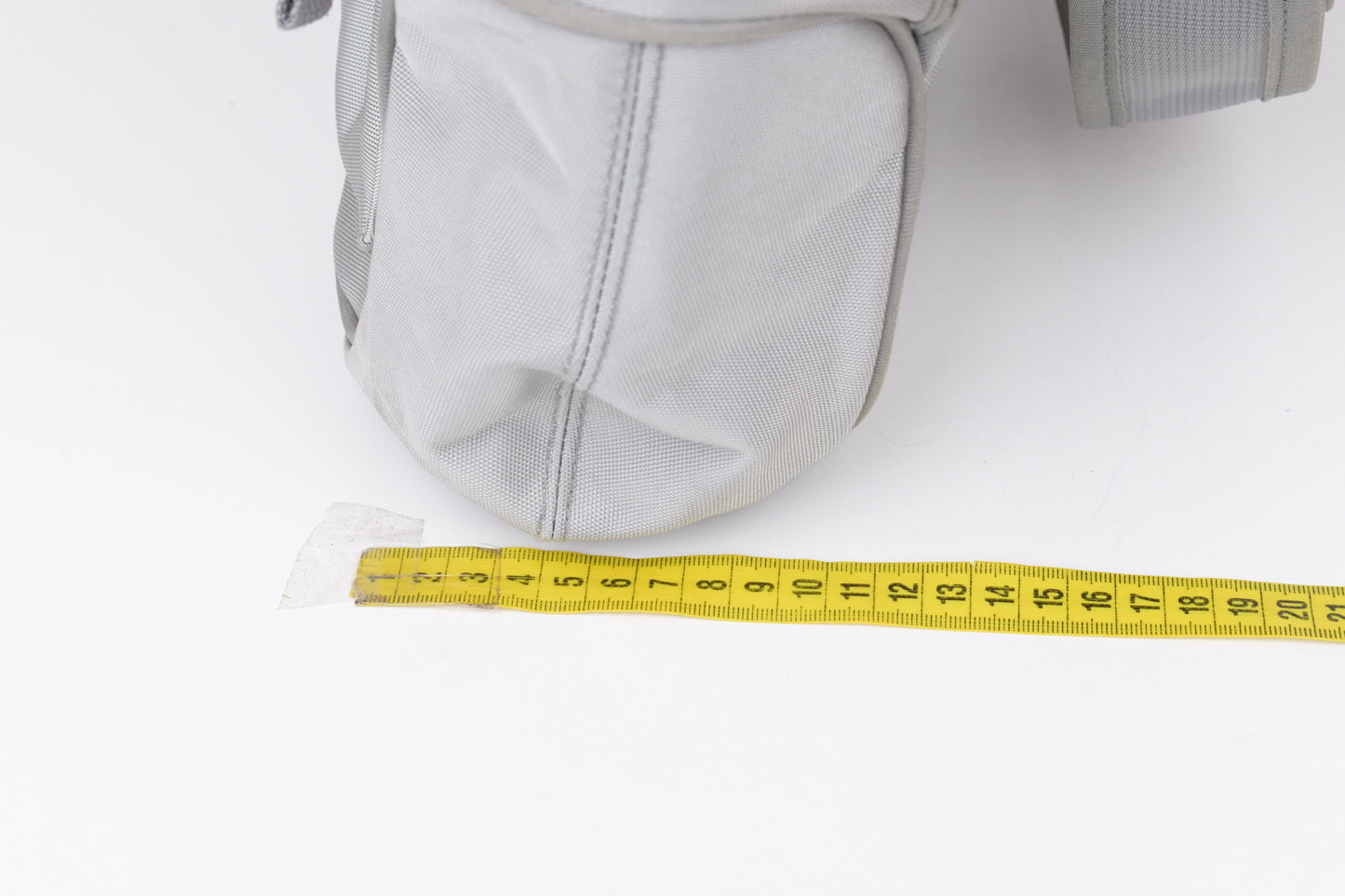 * George Gina & Lucy Paula Punshing Gray Shoulder Bag, 30x40cm, Excellent 9/10