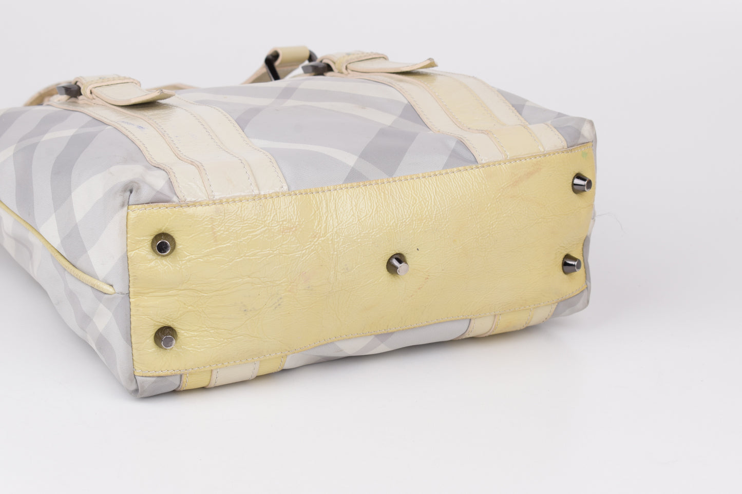 * Burberry White Beat Check Nylon Victoria Tote Bag, Made in Italy, 27x30cm, Good 6/10