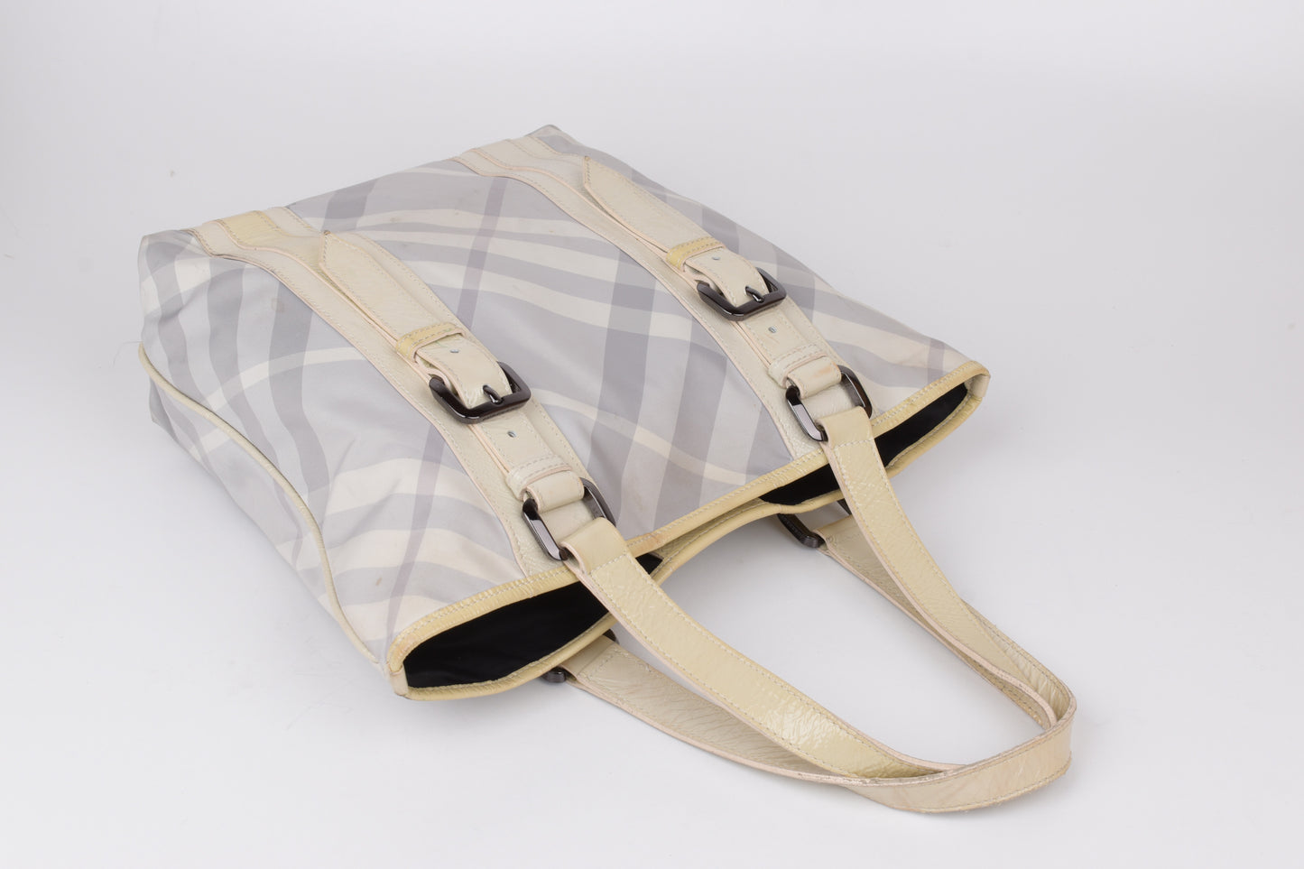 * Burberry White Beat Check Nylon Victoria Tote Bag, Made in Italy, 27x30cm, Good 6/10