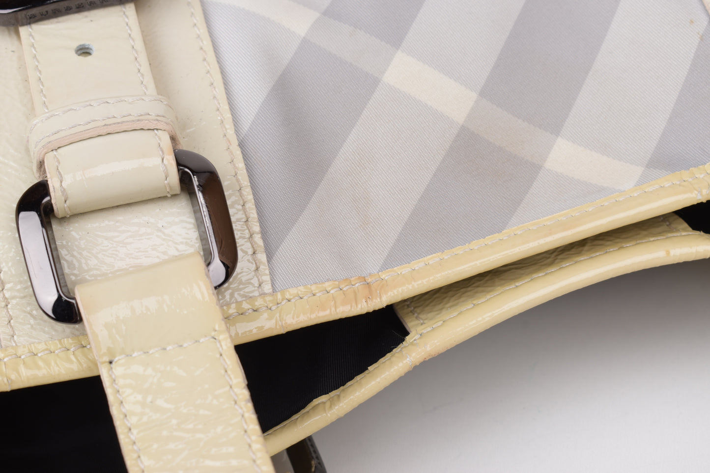* Burberry White Beat Check Nylon Victoria Tote Bag, Made in Italy, 27x30cm, Good 6/10