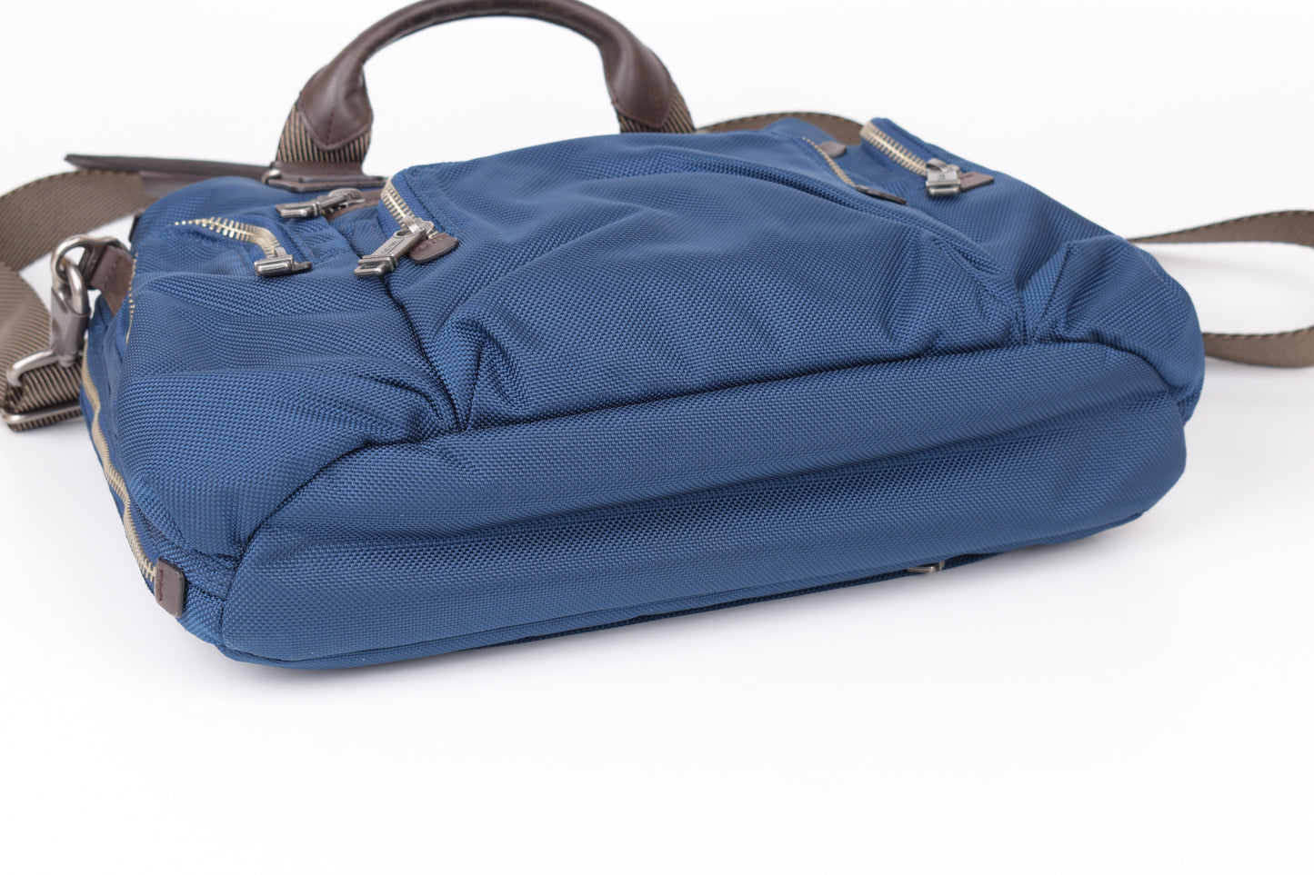 * Tumi Alpha Bravo Nylon Blue Laptop Bag, 38x27cm, Excellent 10/10