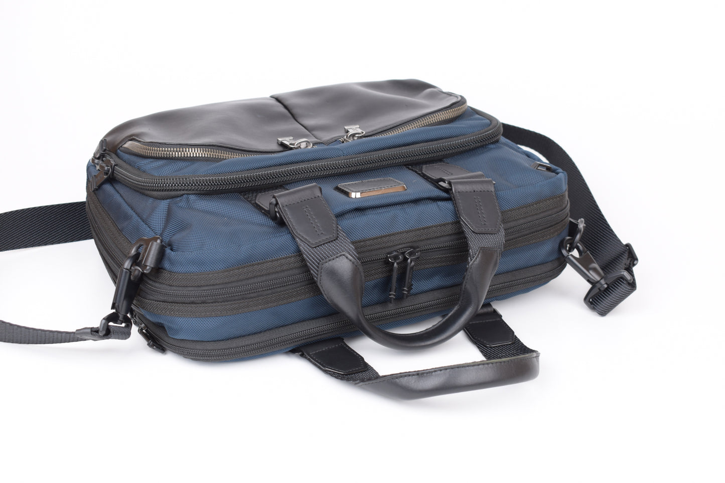 *TUMI Alpha Bravo Albany Slim Commuter Briefcase, 36x28cm, Excellent 9/10