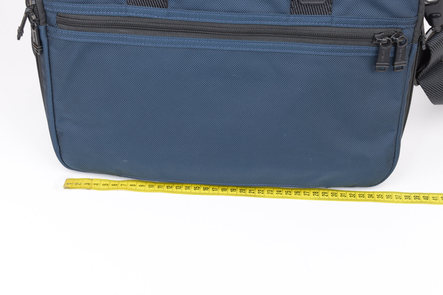 *TUMI Alpha Bravo Albany Slim Commuter Briefcase, 36x28cm, Excellent 9/10