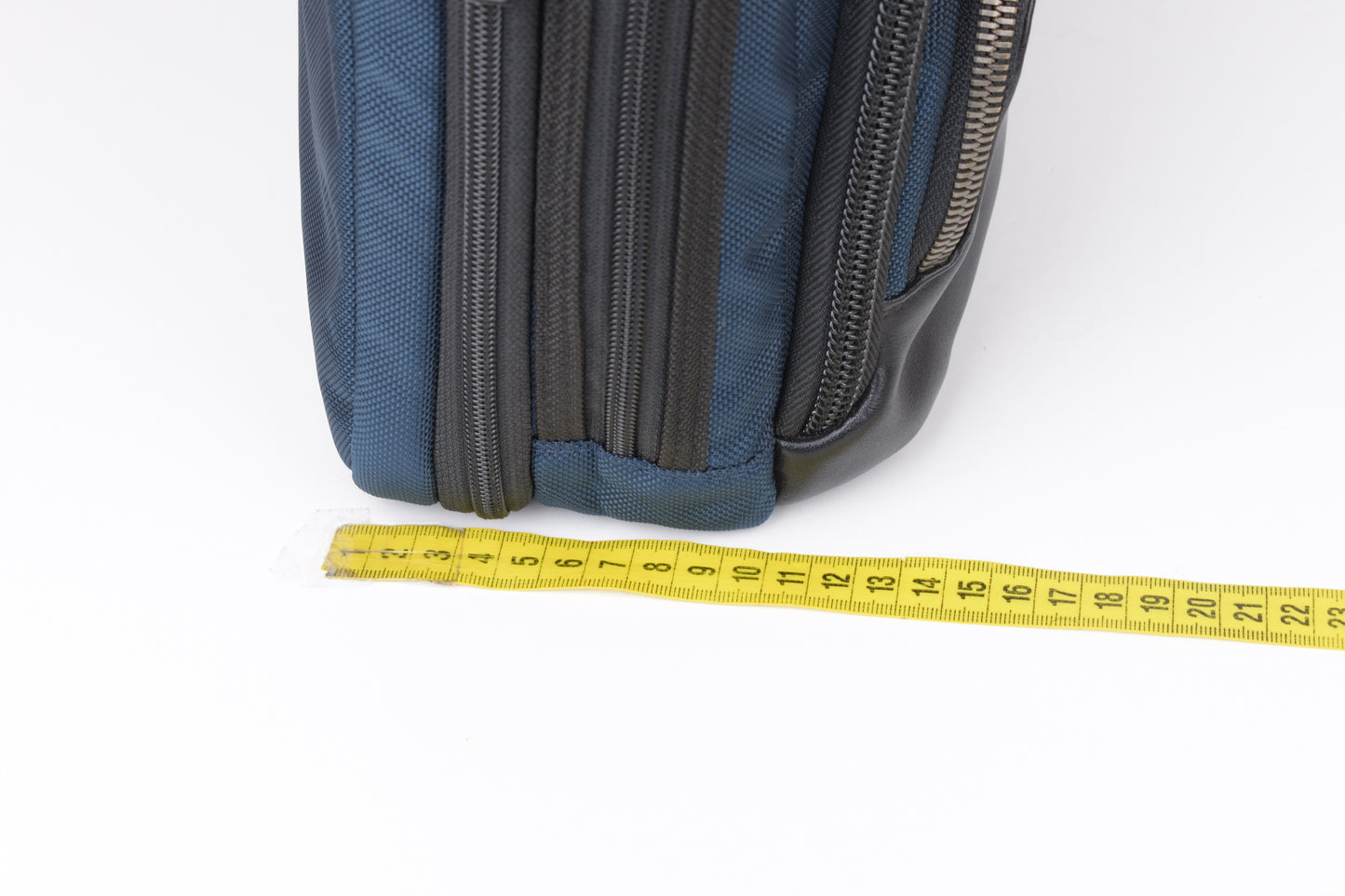 *TUMI Alpha Bravo Albany Slim Commuter Briefcase, 36x28cm, Excellent 9/10