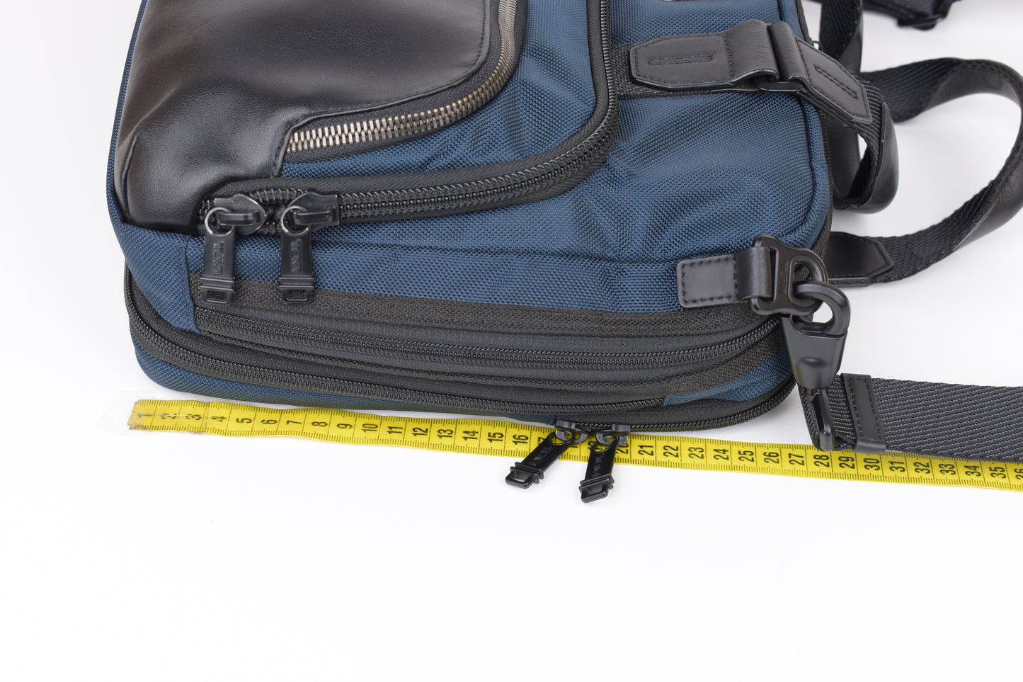 *TUMI Alpha Bravo Albany Slim Commuter Briefcase, 36x28cm, Excellent 9/10