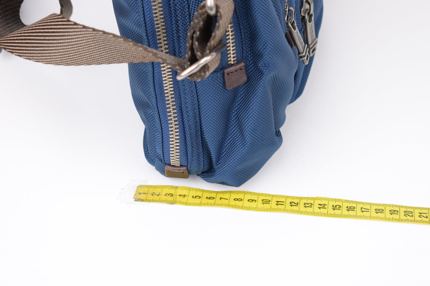 * Tumi Alpha Bravo Nylon Blue Laptop Bag, 38x27cm, Excellent 10/10
