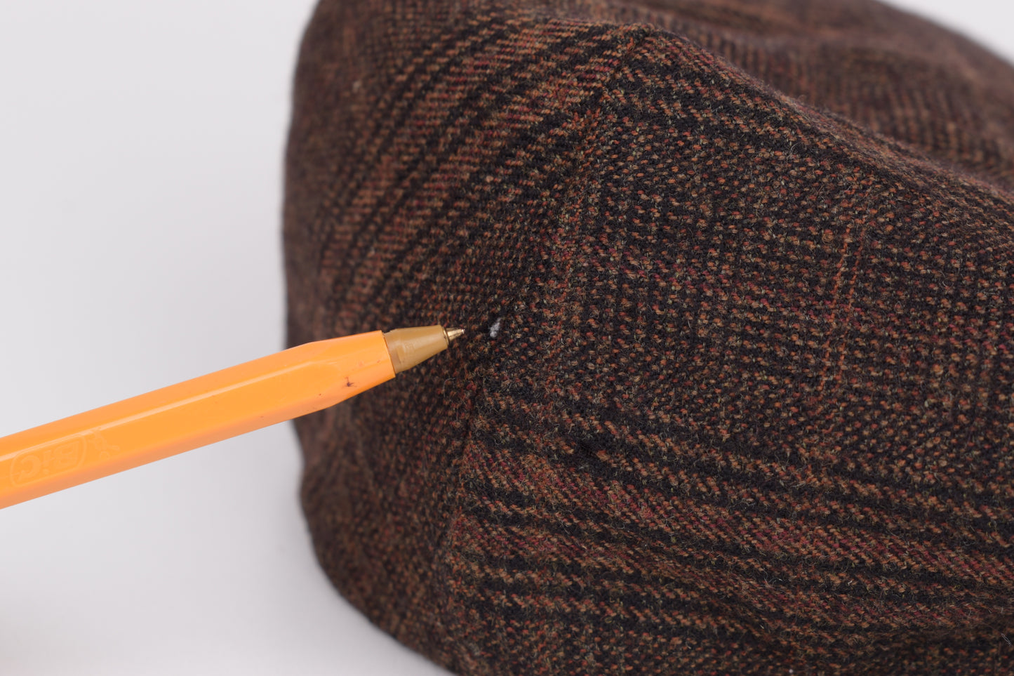 * Burberry London Vintage Men's Grey Nova Check Wool Flat Cap Hat, Size M, V.Good 7/10