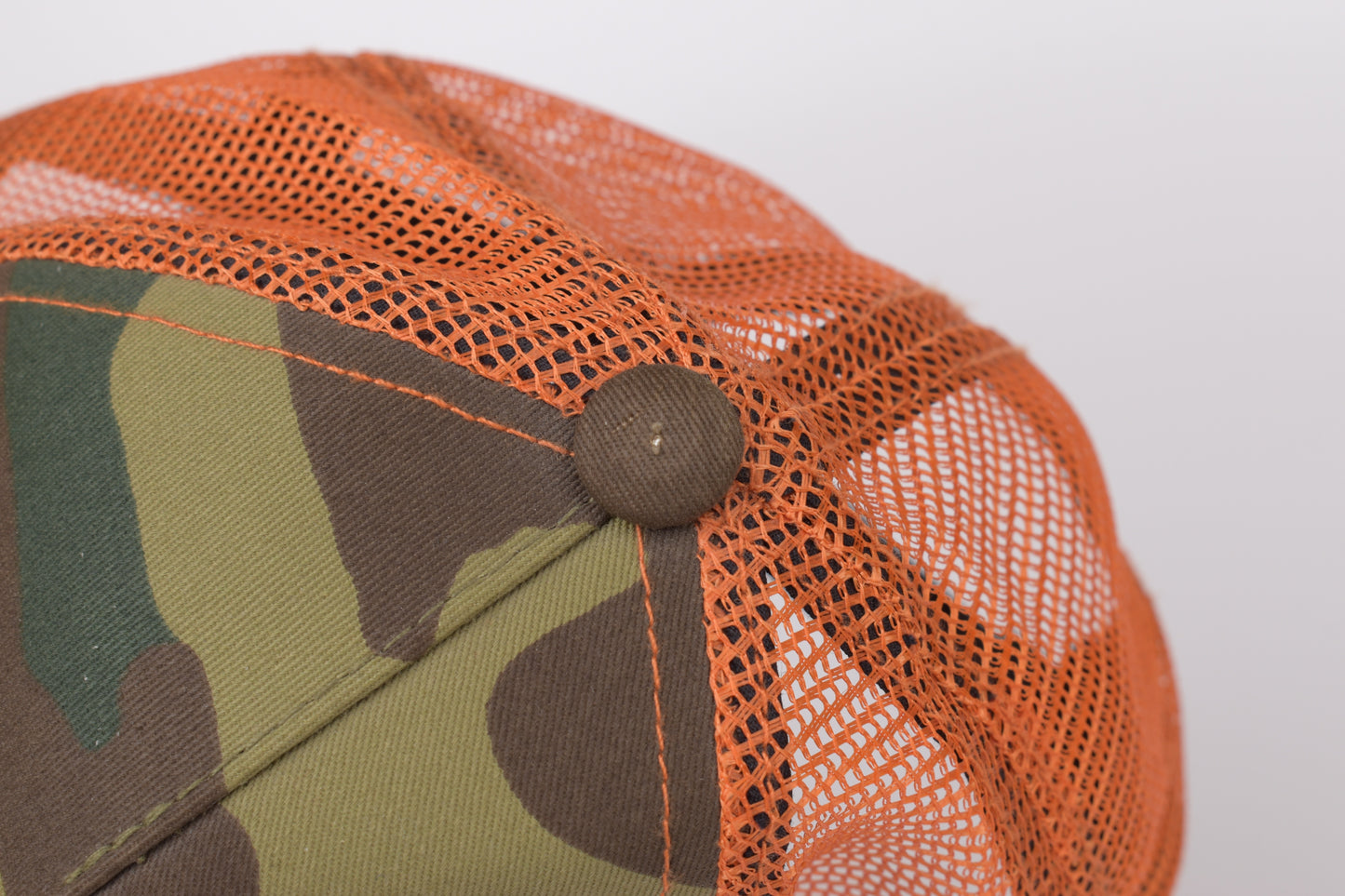 * Von Dutch Camouflage and Orange Trucker Cap Hat, Excellent 10/10