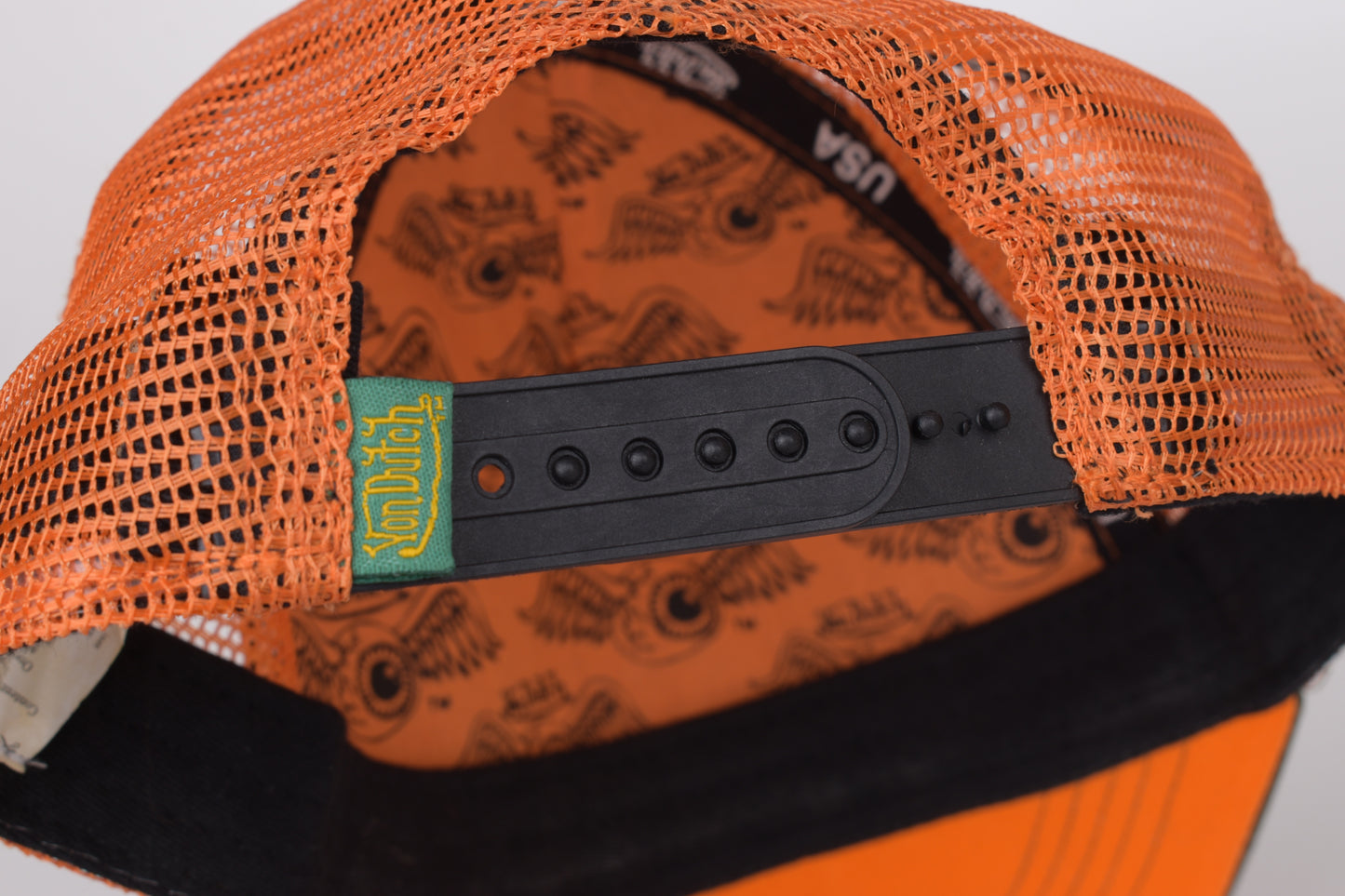 * Von Dutch Camouflage and Orange Trucker Cap Hat, Excellent 10/10