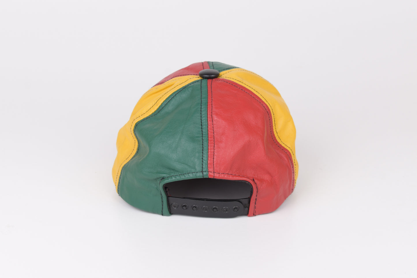 Vintage Chicago Bulls Leather SnapBack Hat Adidas Made In USA, V.Good 8/10
