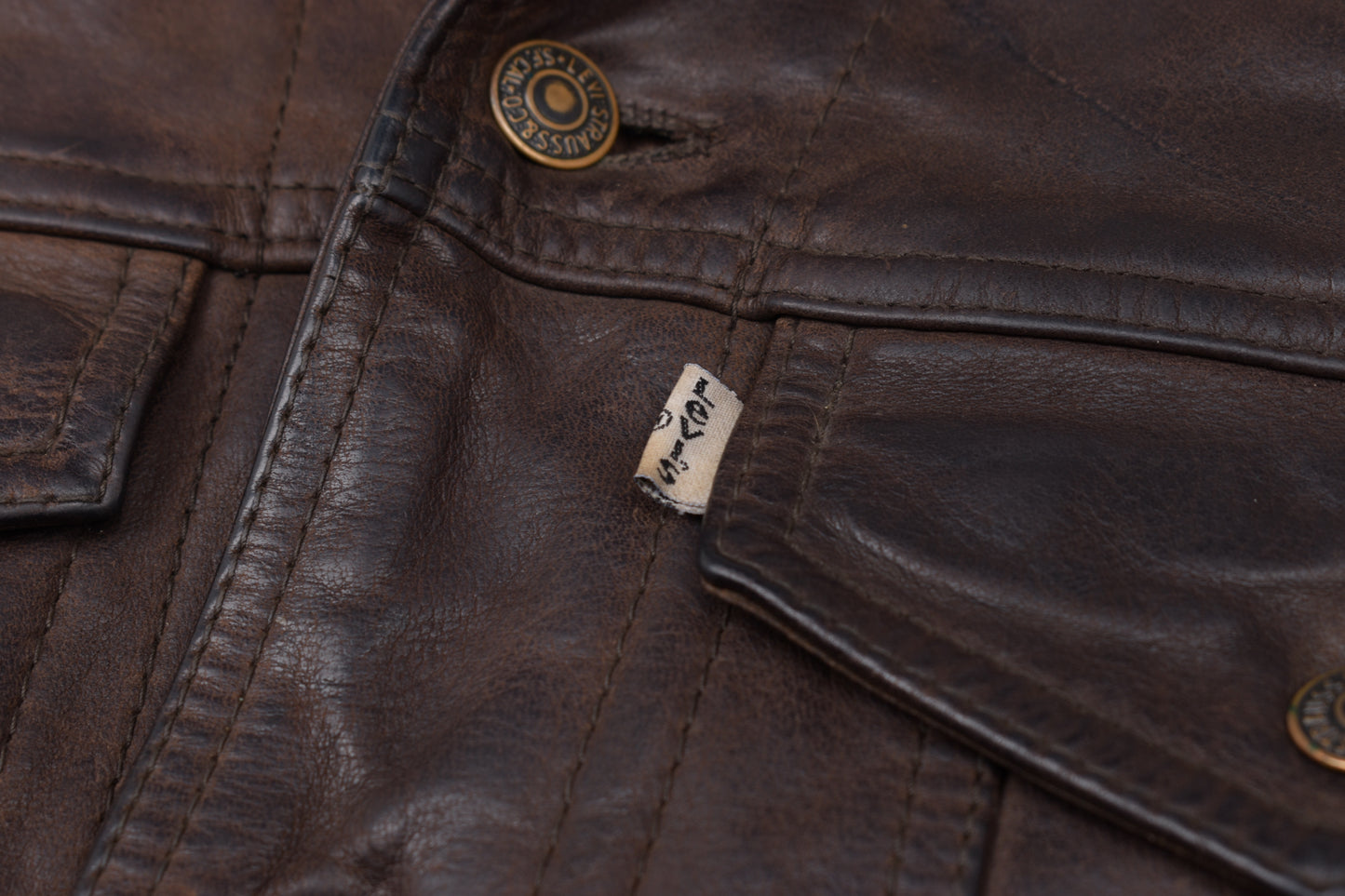 * Vintage 80s Levi's White Tab Brown Leather Type 3 Trucker Jacket Size L, V.Good 7/10 *
