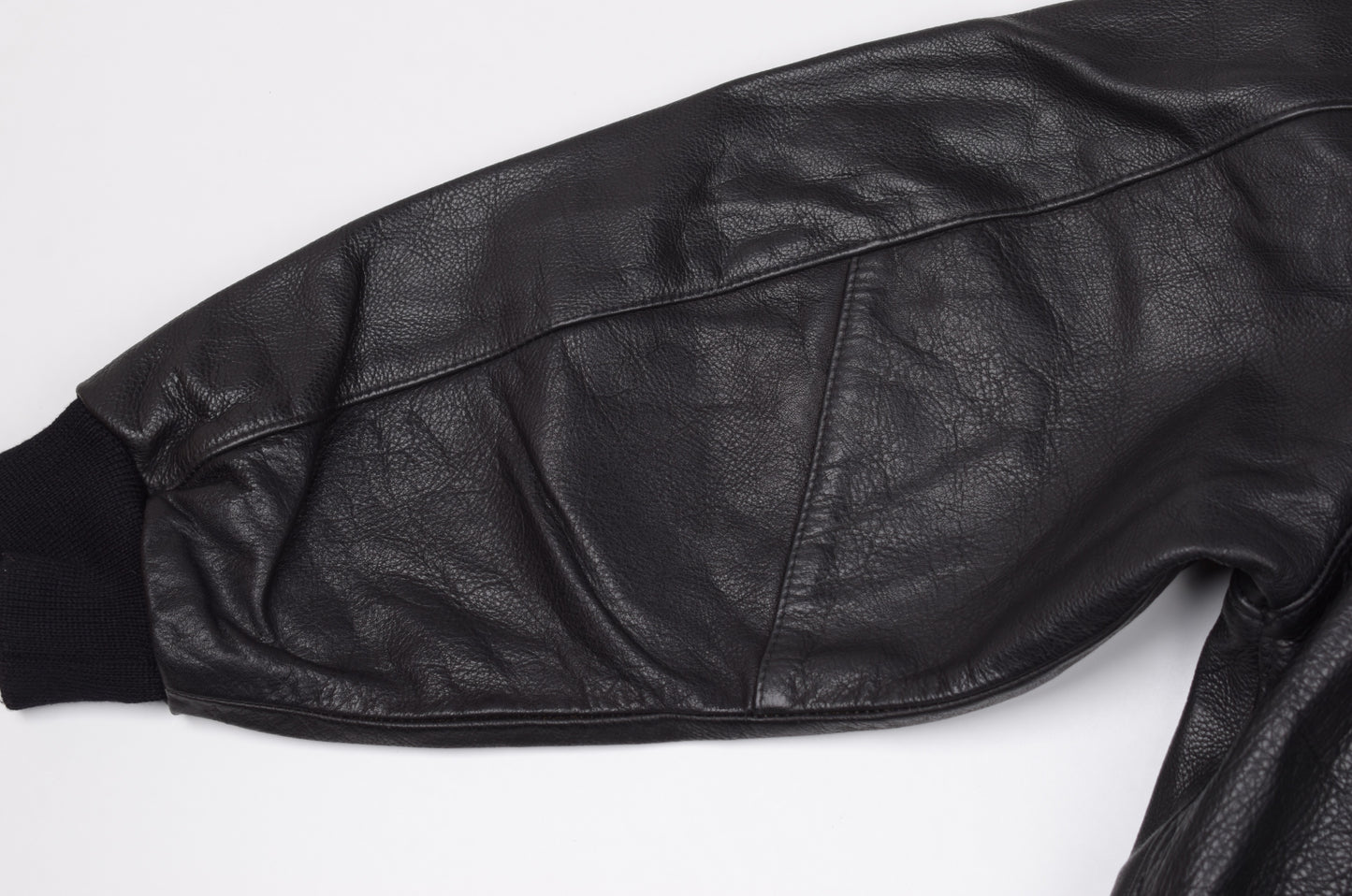 * Classic Mauritius Men Oversize Black Leather Bomber Jacket, riri Zipper, Size M, Excellent 10/10