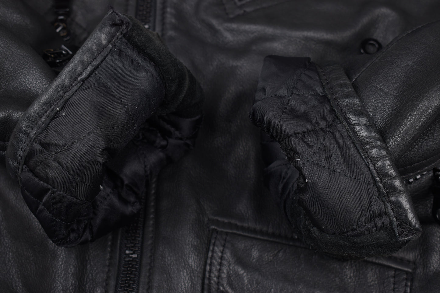 * Dainese Biker Men Black Leather Jacket, Made in Italy, Size 54, Excellent 9/10