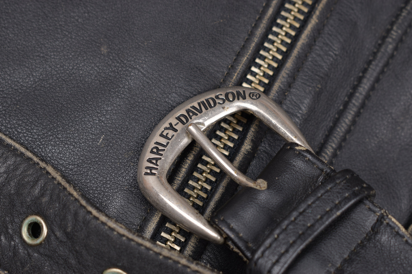 Vintage Harley Davidson Black Distressed Leather Motorcycle Jacket Made in USA, Size XL, V.Good 8/10 *