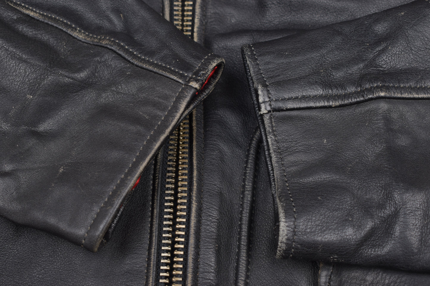 Vintage Harley Davidson Black Distressed Leather Motorcycle Jacket Made in USA, Size XL, V.Good 8/10 *
