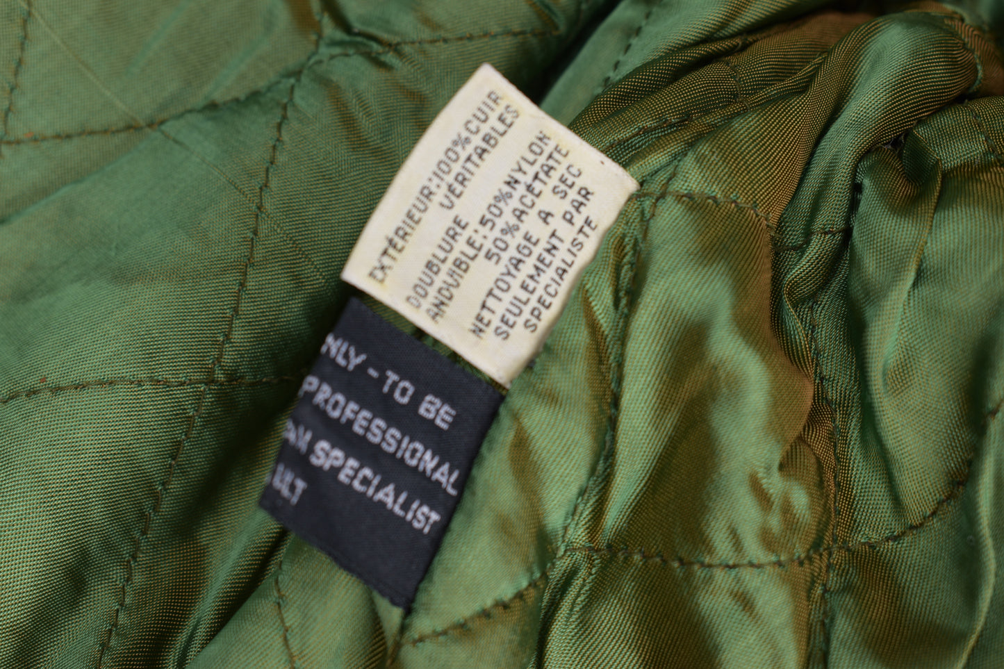 Vintage Avirex USA Biker Leather Jacket, size M, V.Good 8/10 *