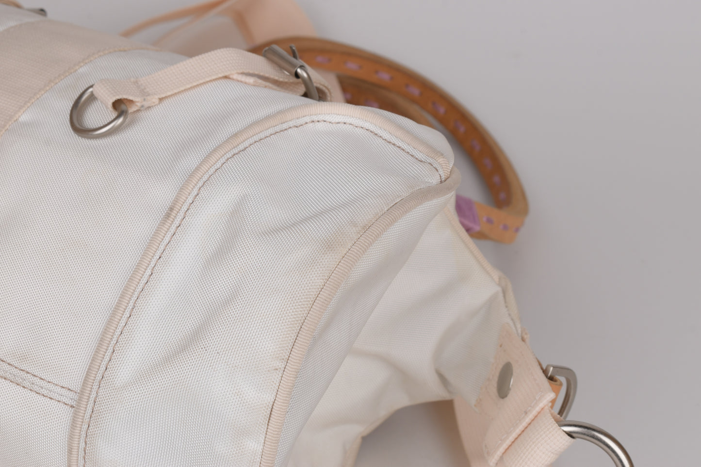* George Gina & Lucy "Cortina Deluxe" Polyster and Leather White Shoulder Bag 37x25cm Excellent 9/10 *