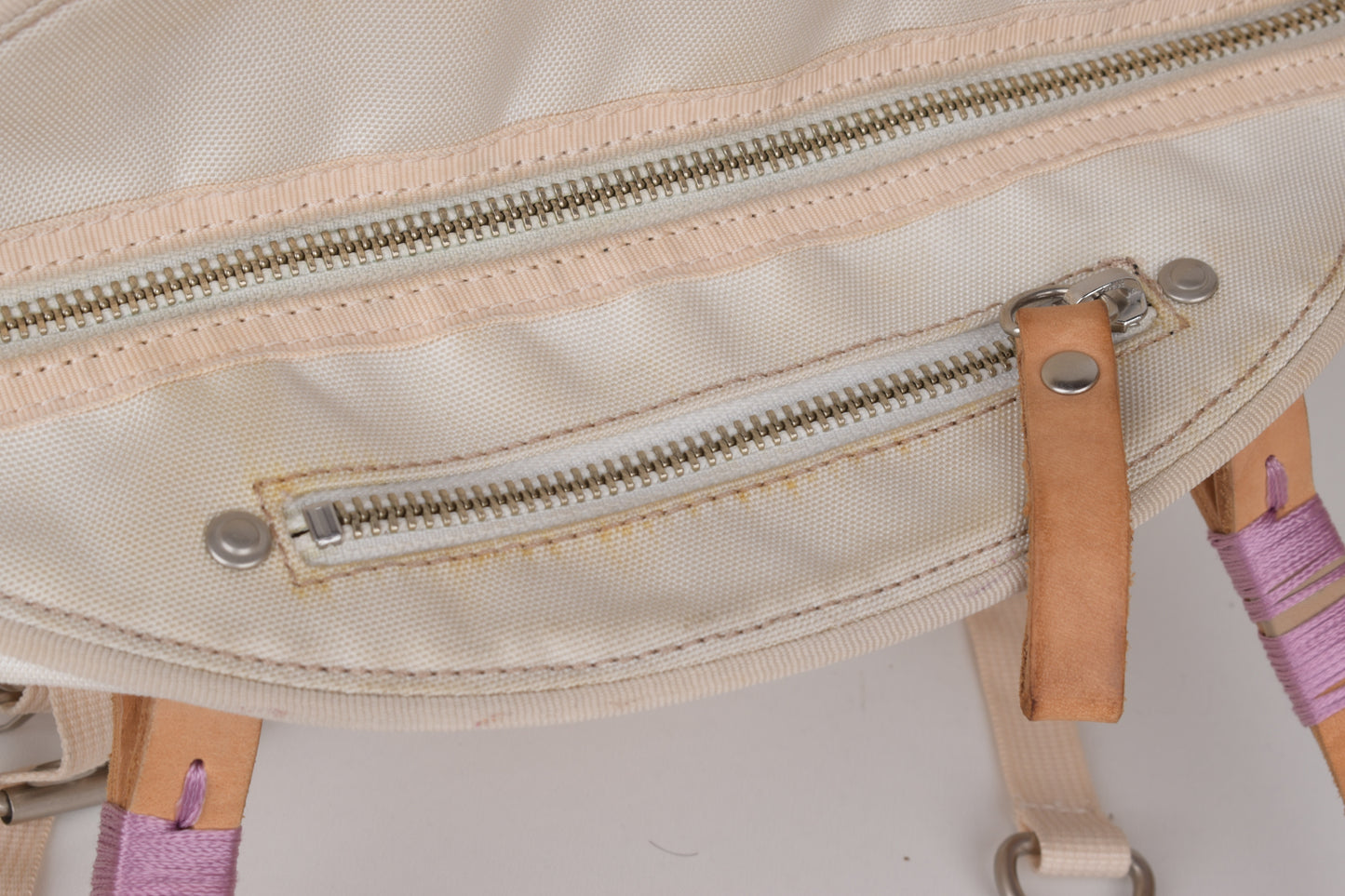 * George Gina & Lucy "Cortina Deluxe" Polyster and Leather White Shoulder Bag 37x25cm Excellent 9/10 *