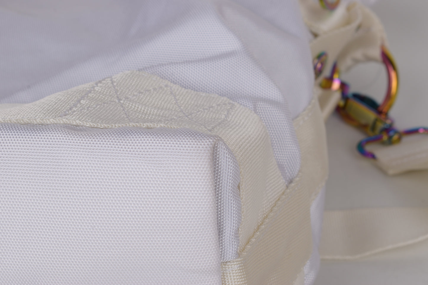* George Gina & Lucy "100 Peaches" White Shoulder Bag 33x35cm Excellent 10/10