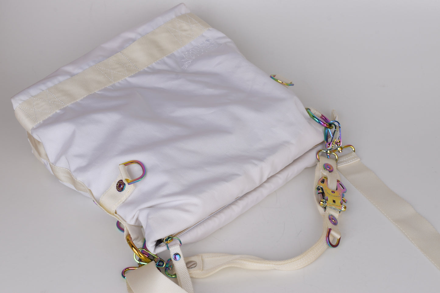 * George Gina & Lucy "100 Peaches" White Shoulder Bag 33x35cm Excellent 10/10